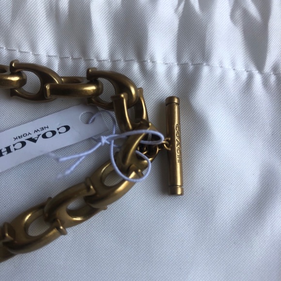 NWT Retired Coach | Gold Sculpted Chain Bracelet - Picture 6 of 8